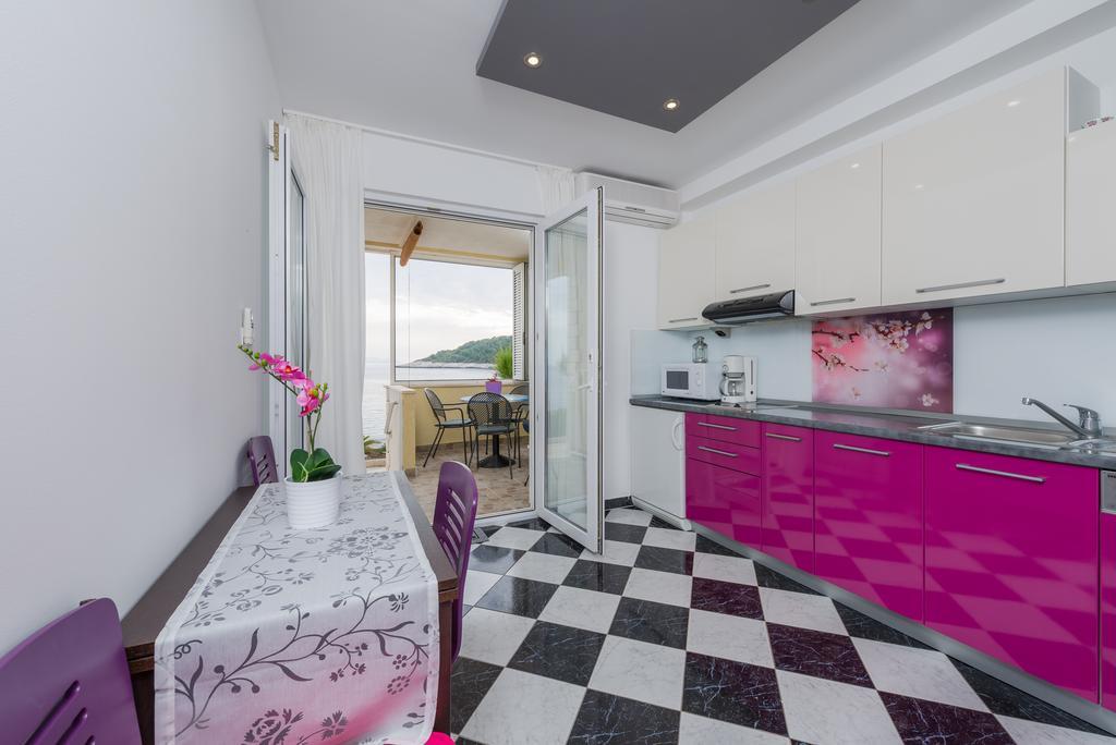 Superb Beachfront Luxury Seaview With Private Beach Milna  Chambre photo